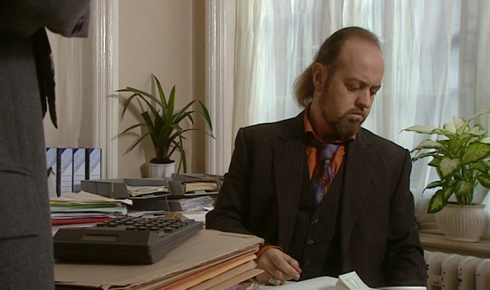 - WHAT'S IN IT?! - CHUNKS. 