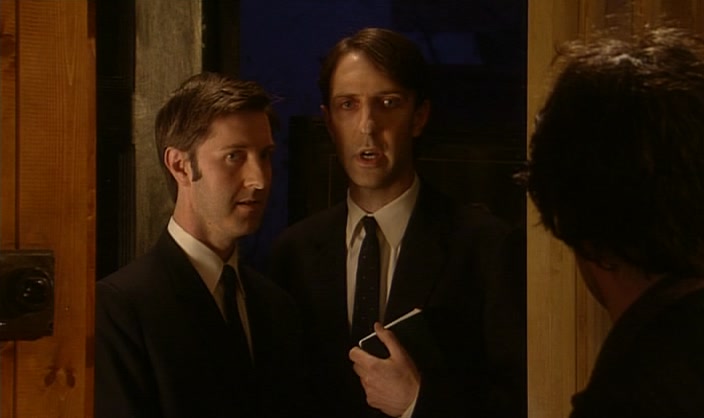 - ER, ARE YOU SURE? - YES! IN, IN! COME IN! 