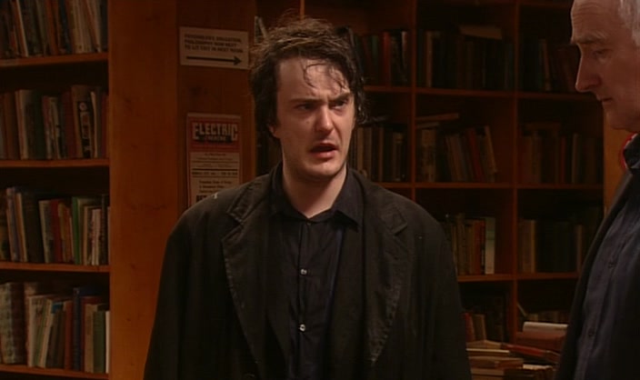 - WHO ARE YOU?! WHAT ARE YOU DOING?! - I'M JUST A CUSTOMER. 
