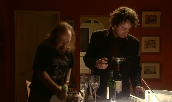 - OH, IT'S JUST HERE. - AH. 
