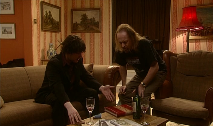 - DO THEY DESCRIBE THE WINE? - YES, I THINK SO. 