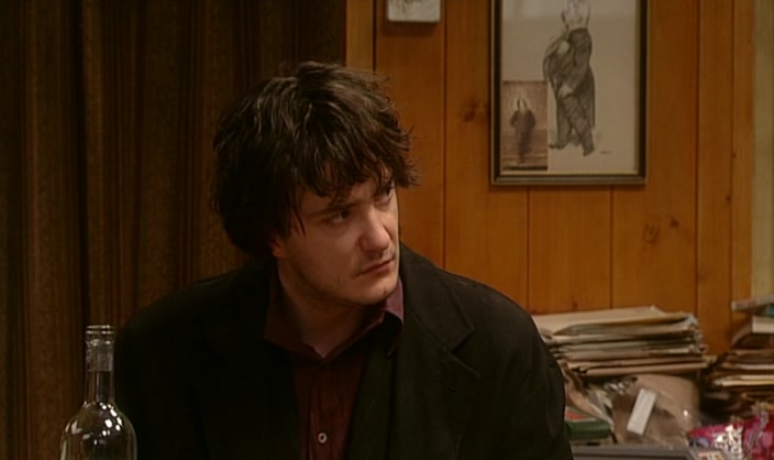 - I RECKON HE'S GOT A SHOOTER. - HE'S A HUNDRED YEARS OLD. 