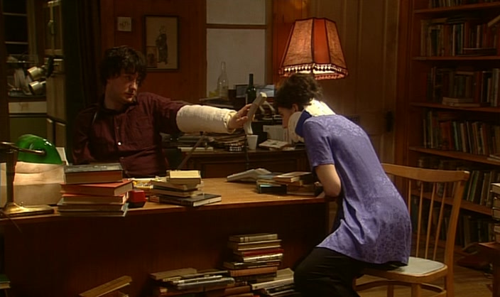 - WE'RE CLOSED. - WE'RE CLOSED! 