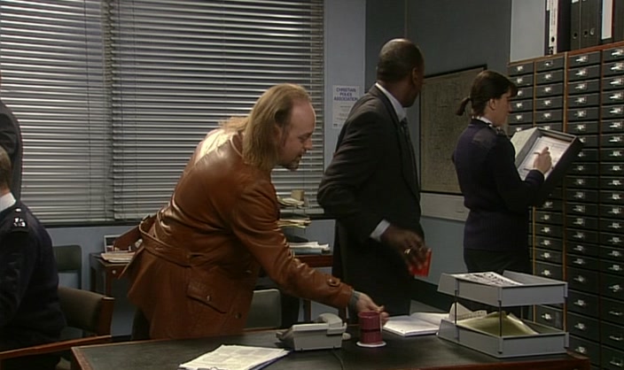 - GRAB YOUR COFFEE. - RIGHT. 
