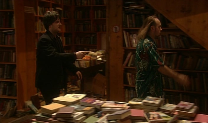 - RIGHT. NOW... - YOU PRESS, WHAT, 05 TO ARM IT? 