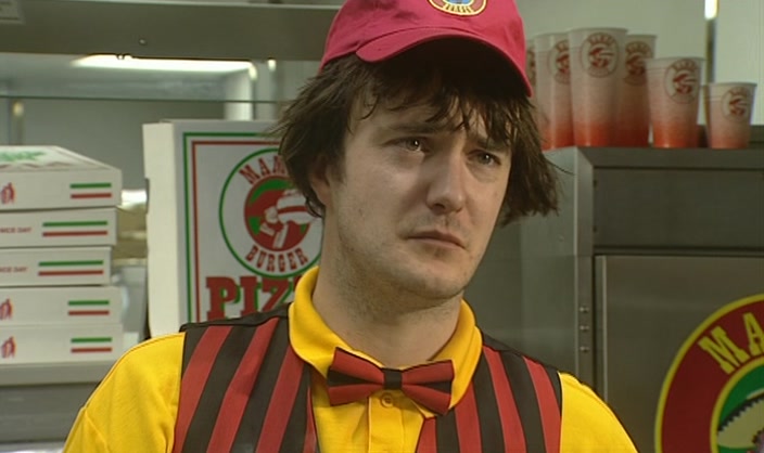 - GIVE ME A QUID. - CAN I GET SOME CHIPS AS WELL? 
