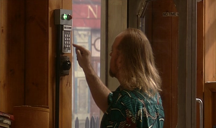 THIS IS THE MAIN LOCK. YOU ARM IT BY PRESSING 05. 