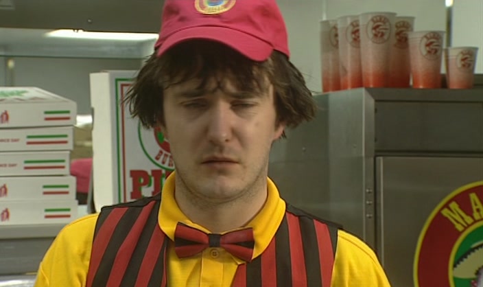 - GIVE ME A QUID. - CAN I GET SOME CHIPS AS WELL? 