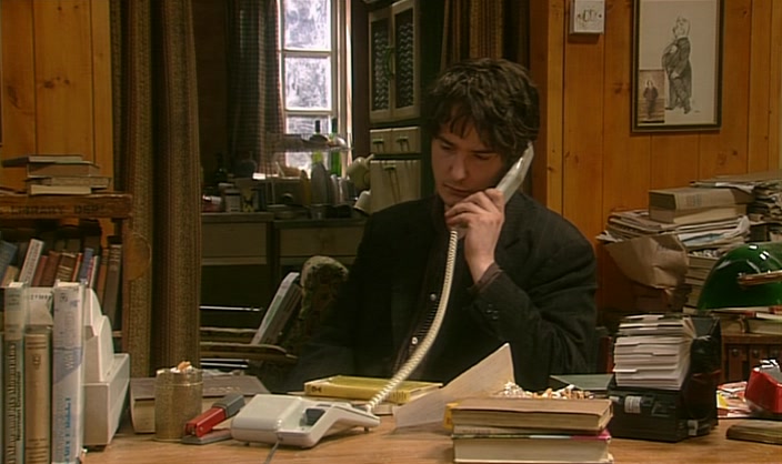 - BERNARD, HELLO? - MANNY, THE PHONE WAS RINGING! 