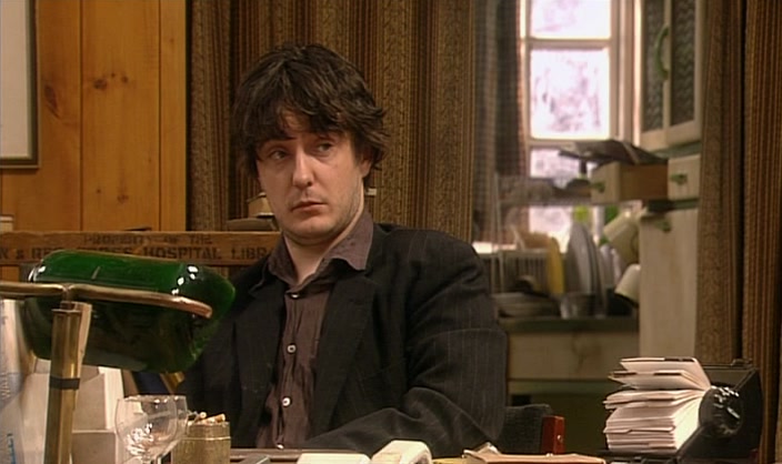 - SORRY I'M LATE. - NO, YOU'RE NOT LATE. NO. 