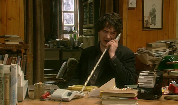 - BERNARD, HELLO? - MANNY, THE PHONE WAS RINGING! 