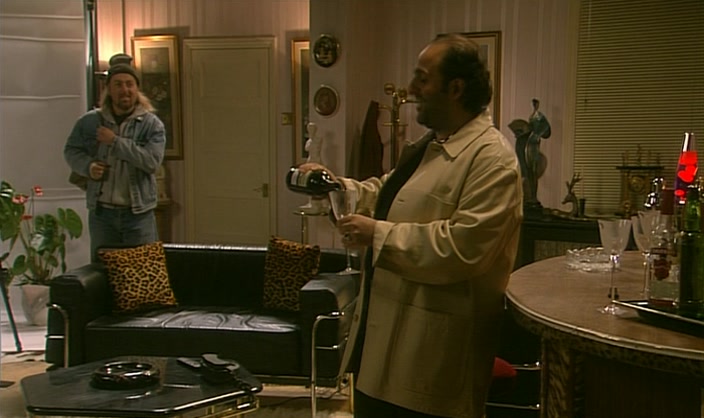 YOU LIKE WINE? WINE IS NICE.  
