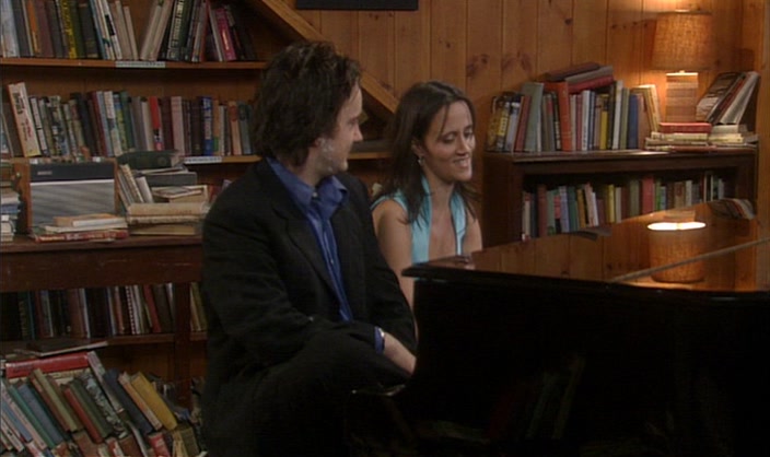 - OH, I'M NOT VERY GOOD. - THAT DOESN'T MATTER. 