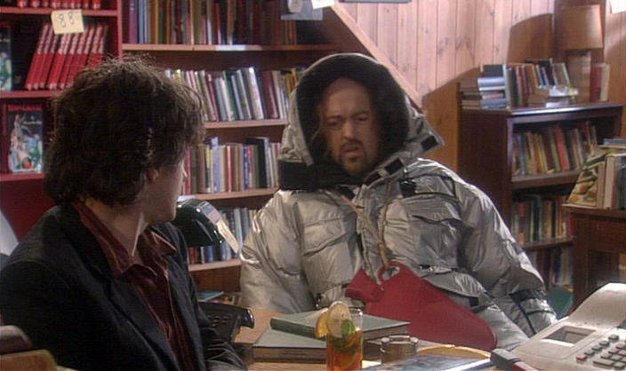 BERNARD, THIS THERMAL JACKET YOU BOUGHT ME ISN'T WORKING. I FEEL QUITE WARM. 