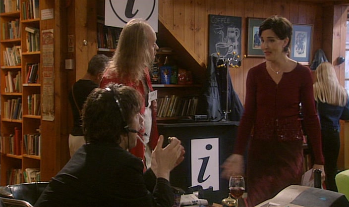- IS THAT NEWS OR WHAT? - OOH. 