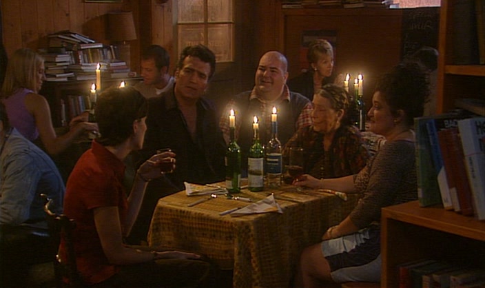 - FRAN, OUR FOOD'S VERY LATE. - FRAN, MAKE FOOD COME. 
