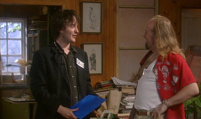 - OH, LOOK, YOU'VE POPPED OUT. - (SNAP) 