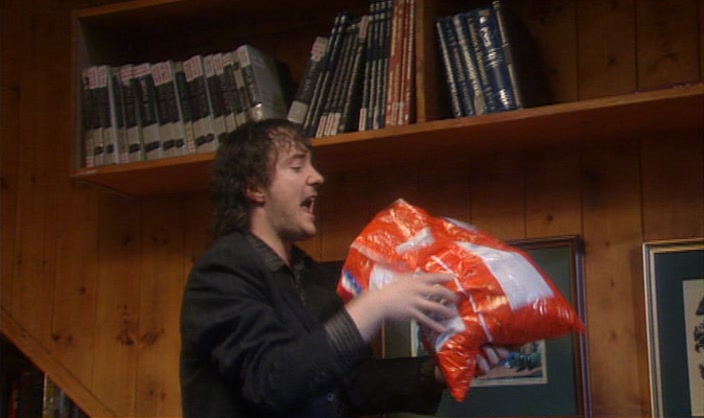HIDING IN THE CRISPS AGAIN!  