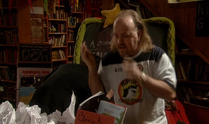 - LIQUORICE! - MANNY, THIS IS SOLID GOLD. SOLID GOLD! 