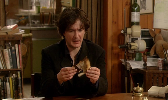 - IT HAD LOST SOMETHING. - YEAH, A... WHEELBARROW, ER... 