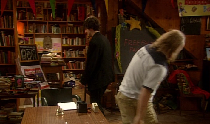 - MM. COME ON, LET'S START. - YES. 