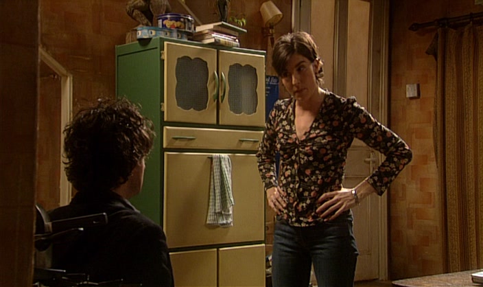 - YOU ARE BEING VERY MEAN TO MANNY. - I CAN'T HELP IT. 