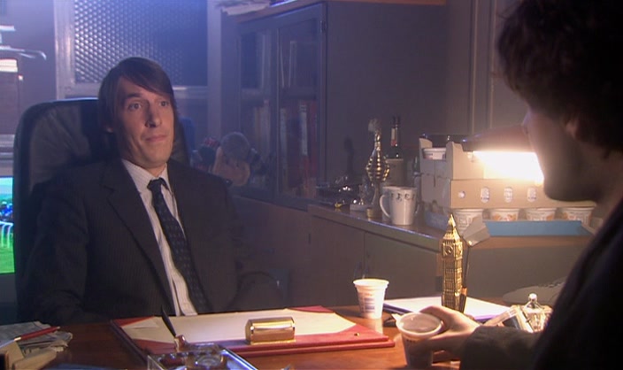 - THE THING IS, MATE, YOU NEED A BANKROLL. - YEAH, I HAD SOME GOOD CARDS. 