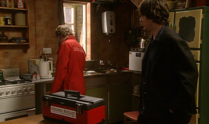 SO, LET ME GUESS. MICE. NO. WAIT. YOU'VE GOT COCKROACHES. 