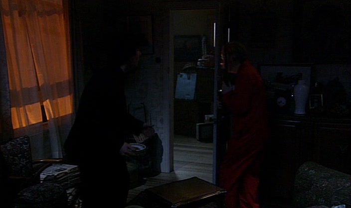 - HE'S NOT HERE, I'M GOING HOME. - WAIT. COME BACK. SIT DOWN. 