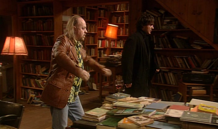 - COME ON, COME ON. - OH, OH, WAIT. WE CAN'T GO YET. 