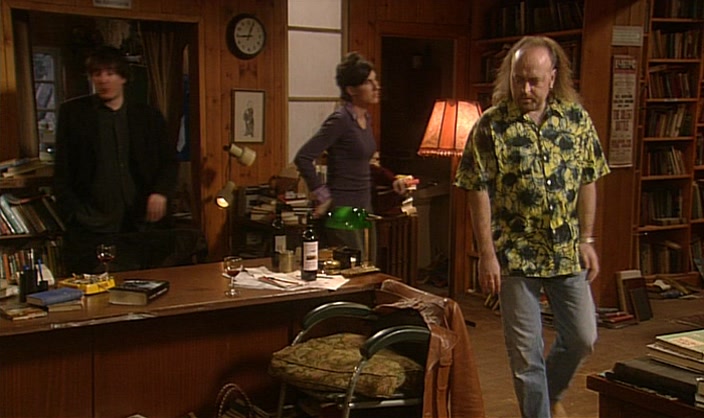 RIGHT, SO YOU DON'T WANT TO SIT IN THE GARDEN. 