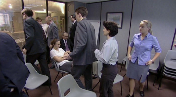 - HANDS UP IF YOU TRUST ME. - YOU DON'T... 