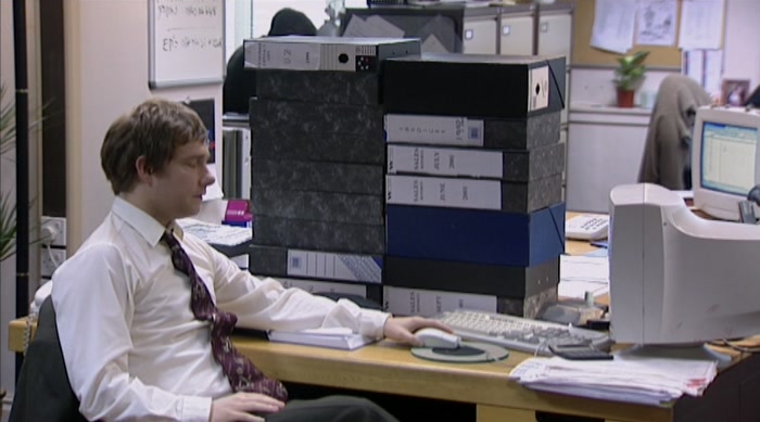 - IT'S ON VOICEMAIL. - LEAVE A MESSAGE. 