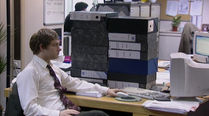 - IT'S ON VOICEMAIL. - LEAVE A MESSAGE. 