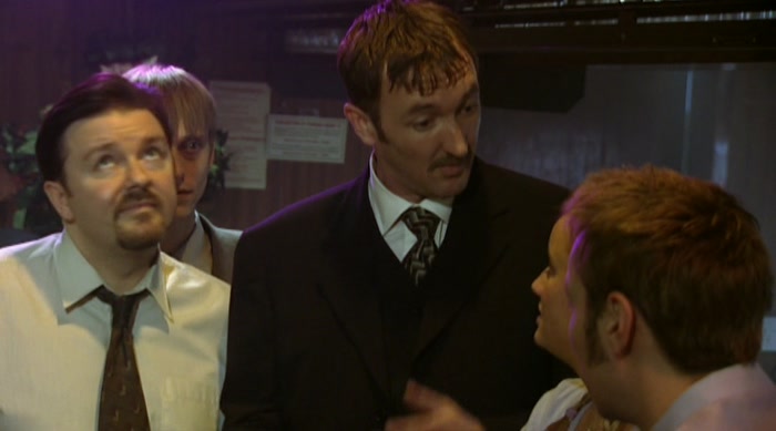 SO I TAKE OFF MY TIE, TIE IT TO THE HANDLE...  