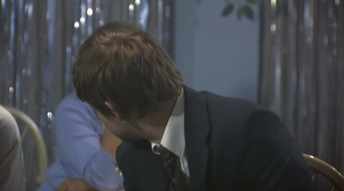 - I DIDN'T KNOW. - YOU DO KNOW. 