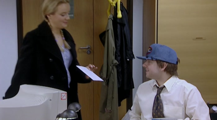 - HAPPY BIRTHDAY. - THANK YOU VERY MUCH. 