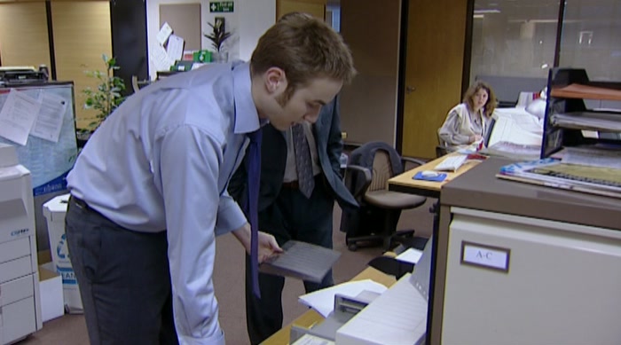 - HIYA. - HIYA. 