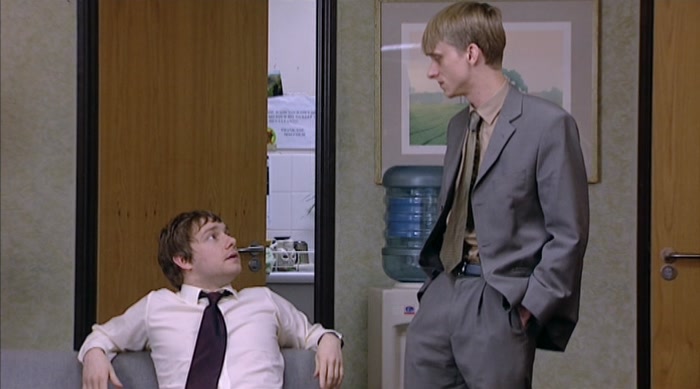 - HE'S A LITTLE BLOKE. - I DON'T NEED TO KNOW. 