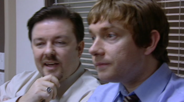 I'VE GOT PAPER STORIES THAT'LL CRACK YOU UP.  