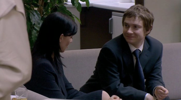 - I FEEL ALL RIGHT, YEAH. - IT LOOKS VERY SMART. 