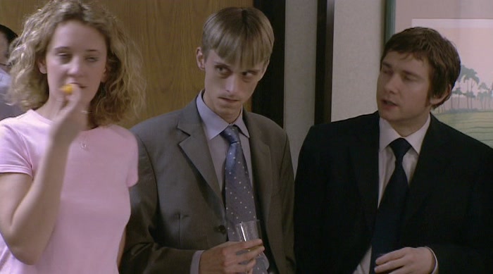 - I THINK I LEFT MY DRINK OVER THERE... - SEE YOU IN A BIT. 