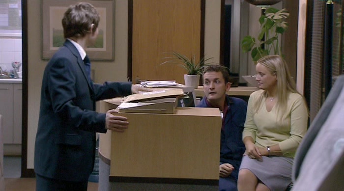 LEE, I WOULDN'T GET CAUGHT THERE, MATE. TOP BRASS ARE MILLING ABOUT. 