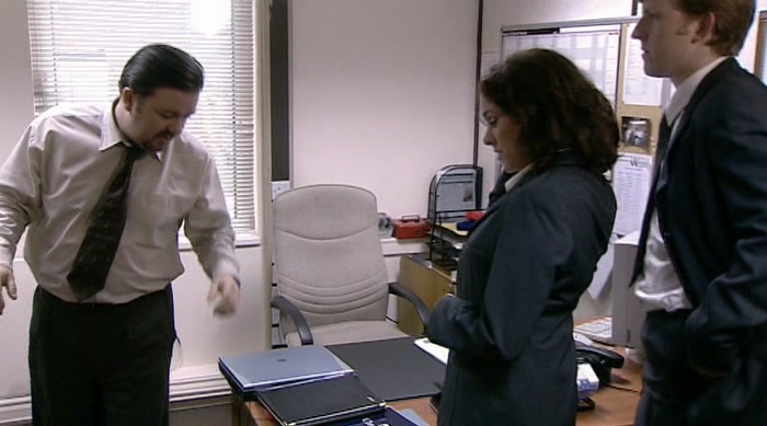 - WE COULD MAKE SOME DATES NOW. - ABSOLUTEMENT. WHAT'S THAT? 
