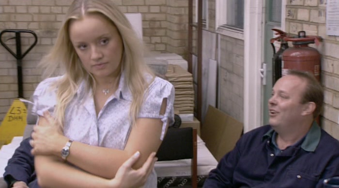 - WHAT? - LEND US A TENNER! 