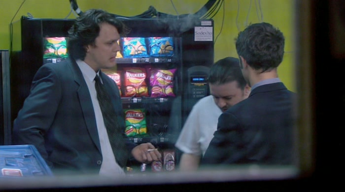 - HELLO, MATE. - ARE YOU GUYS TALKING AT THIS GIG AS WELL? 