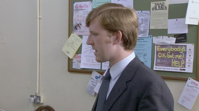 - MAYBE IF YOU JUST SIT DOWN. - YOU'RE THE BOSS. 