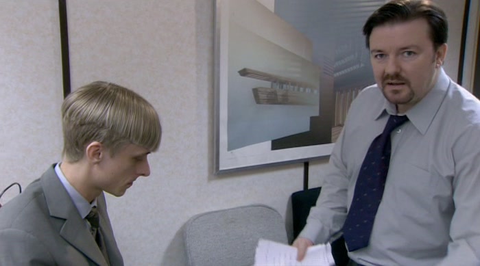 - PEOPLE ARE LAUGHING AT YOUR HEELS. - I'M NOT GOING TO WEAR THOSE SHOES! 