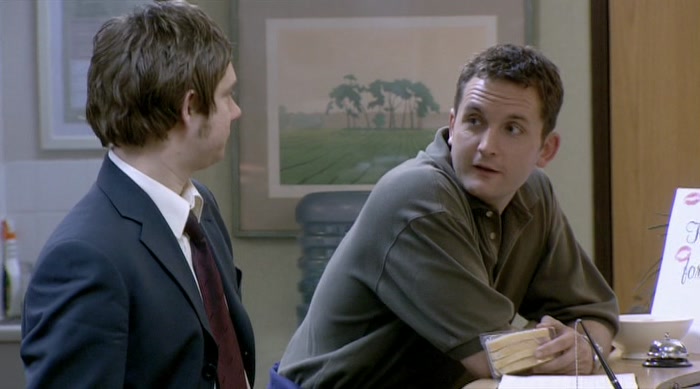 - I'M NOT PAYING FOR IT, MATE. - THEM'S THE RULES. 