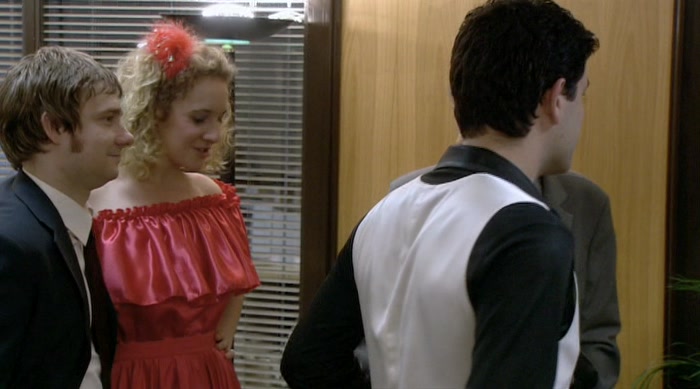 - ALL RIGHT. SHOW US YOUR MOVES. - NO, THERE'S NO BEAT. 